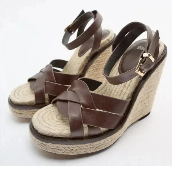 Zara Shoes - NWT Zara Dark Chocolate Brown Leather Strapy Straw Espidrille Platform Wedges 39